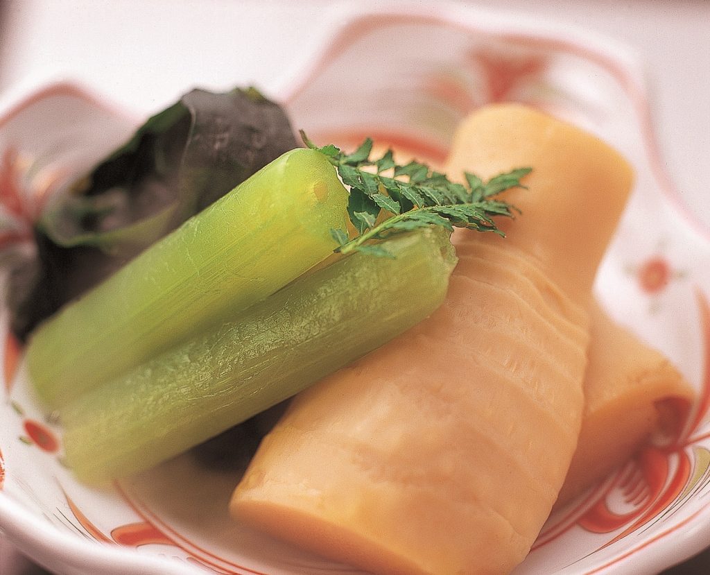 3月の旬食材 竹藪に 春の悦び 筍 京料理 美濃吉 3月の旬食材 竹藪に 春の悦び 筍 京料理 美濃吉